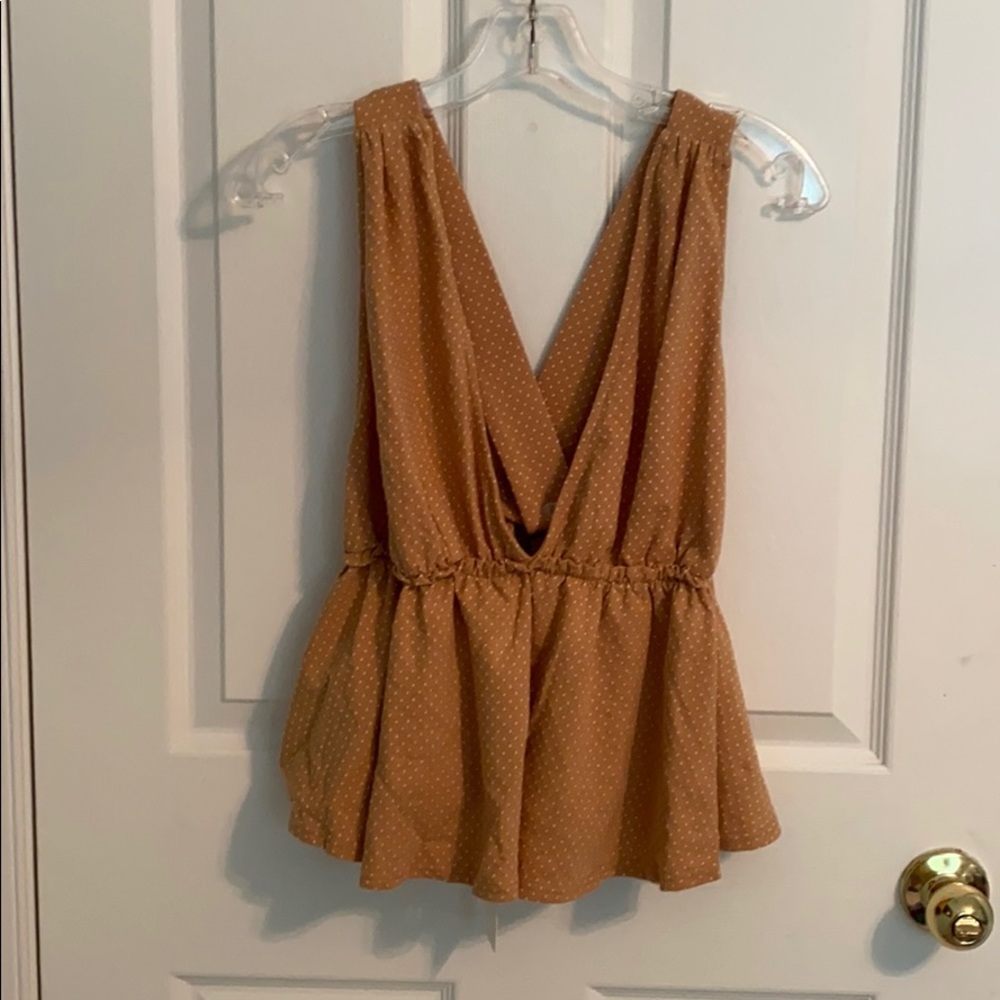 Adjustable button strap polka dot tank